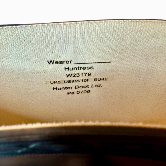 Women’s Hunter size 9 tall black rain boots preowned - Picture 11 of 11